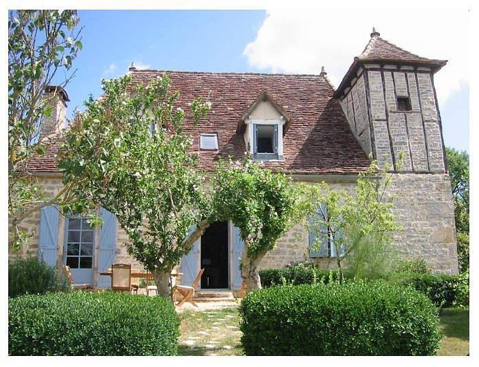Gîte pour 6 personnes, avec piscine ainsi que terrasse et jardin, animaux acceptés