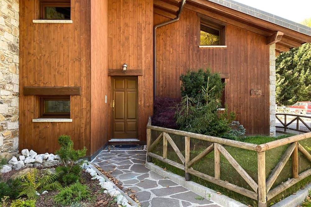Ganze Wohnung, Mansarda Santa Chiara - AffittiPontediLegno in Temù (Dorf), Temù