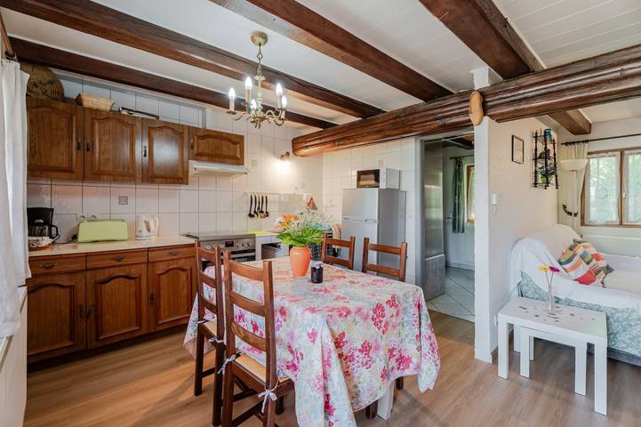 Gite La Marguerite "bi's anstetts" in an Authentic Alsatian Farmhouse in Issenhausen, Strasbourg Området