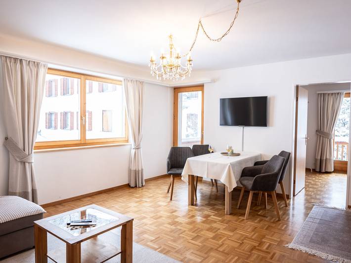 Ferienwohnung für 4 Personen, mit Balkon in St. Moritz
