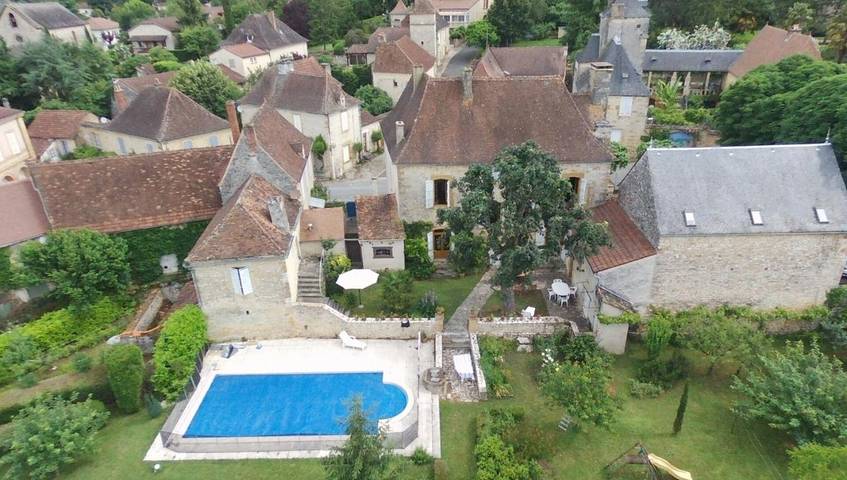 Location de vacances pour 10 personnes, avec jardin ainsi que terrasse et piscine à Cazals - 4