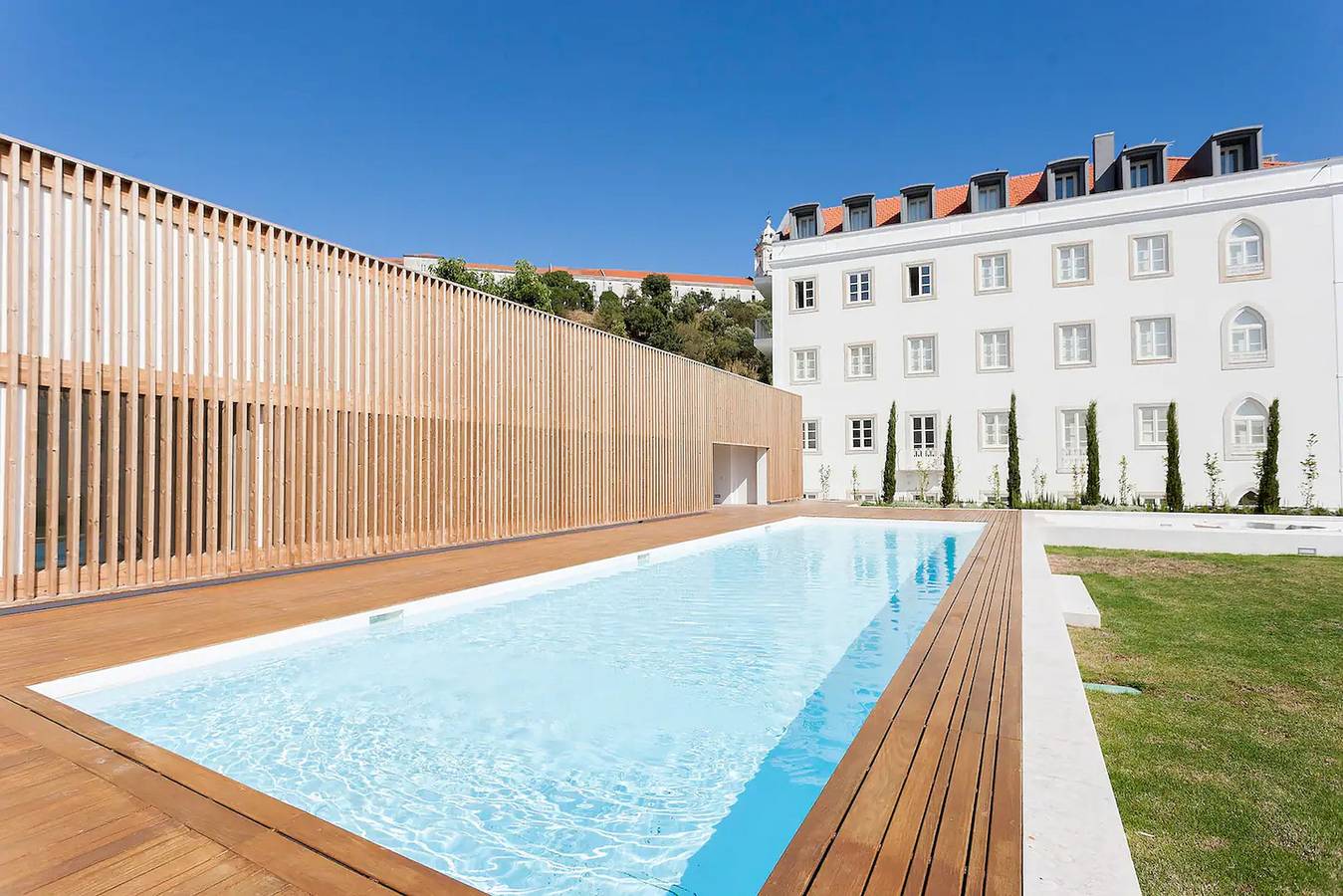 Ganze Wohnung, Flh Mouraria Art Apartment with Pool in Santa Maria Maior, Costa de Lisboa