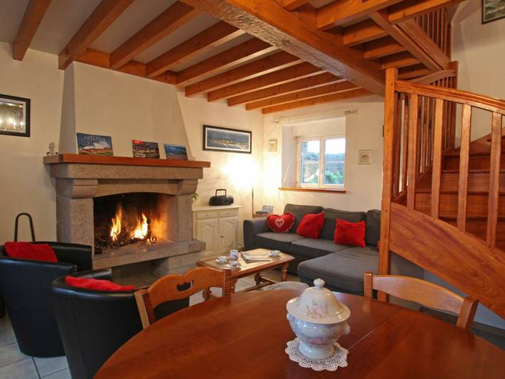 Gîte pour 8 personnes, avec jardin, animaux acceptés à Les Moitiers-d'Allonne - 2