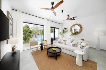 Ferienhaus für 8 Personen, mit Terrasse und Pool sowie Garten in Portimão