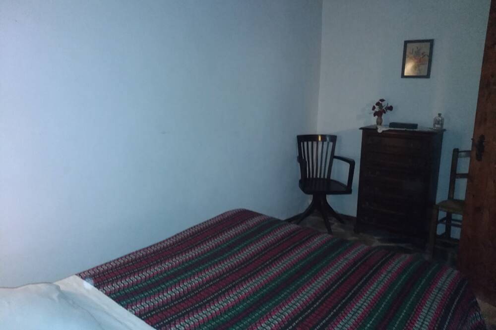 Casa da Tia Luísa (casa de campo) in Redondo, Distrito de Évora