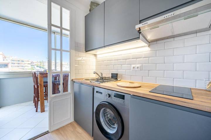 Gîte pour 4 personnes, avec terrasse dans Port du Cros de cagnes - 4