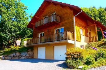 Maison de campagne pour 8 personnes, avec balcon et jardin à Plainfaing