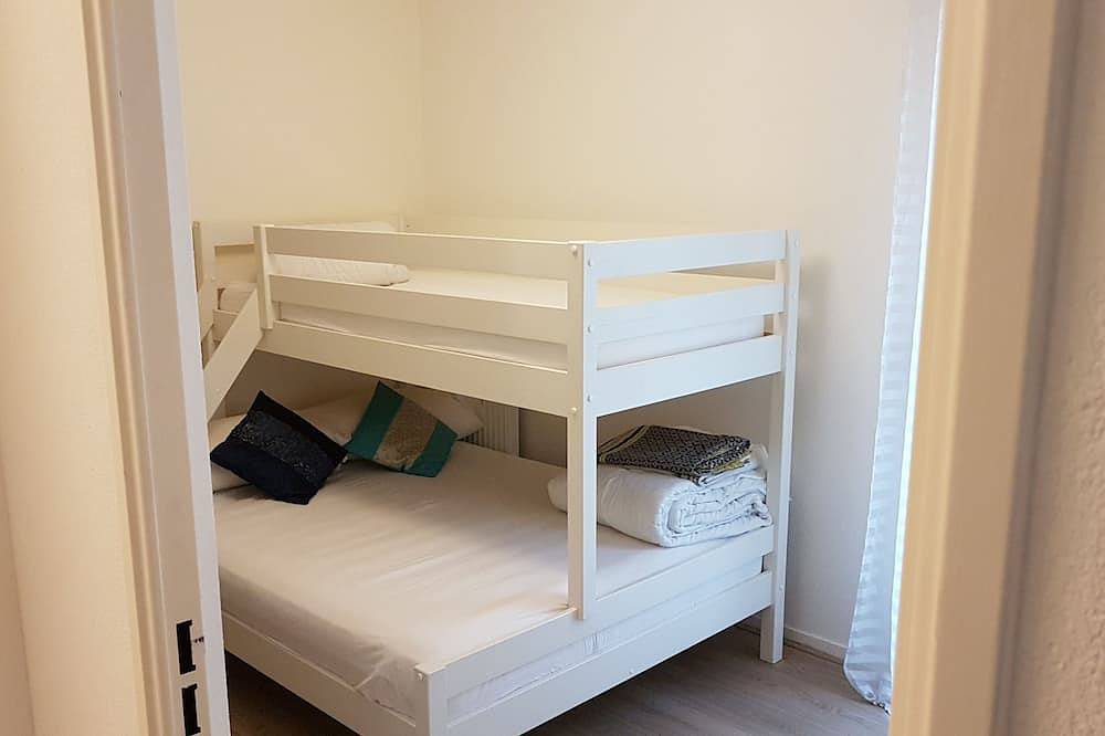 Appartement entier, Logement tout confort 70 m2 avec terrasse à Lyon in Vénissieux, Rhône