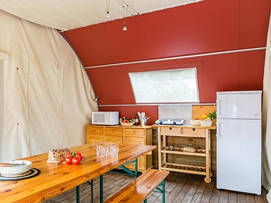 Camping Mayotte Vacances - Bungalow de lona 8 personas - Tienda Explorer | 4 Dormitorios | 6/8 Personas | Sin baño in Biscarrosse, Côte d’Argent