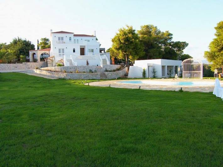 Ferienhaus für 4 Personen, mit Ausblick und Pool sowie Garten - 1
