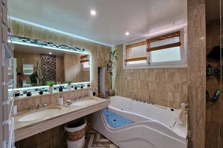 Prestige Villa - 4 rooms - Private pool - Bar & Spa - Park 4,000 m² in Montolieu, Carcassonne und Umgebung