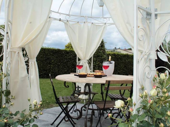 Location de vacances pour 10 personnes, avec jardin et piscine à Montecarlo (Toscane) - 3