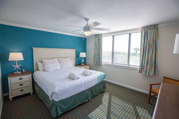 Entire apartment, Seawatch Island Club in Folly Field, Port Royal Plantation