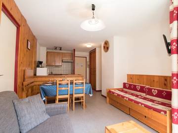 Gîte pour 7 personnes, avec terrasse, animaux acceptés dans Office De Tourisme De Val Cenis Lanslebourg