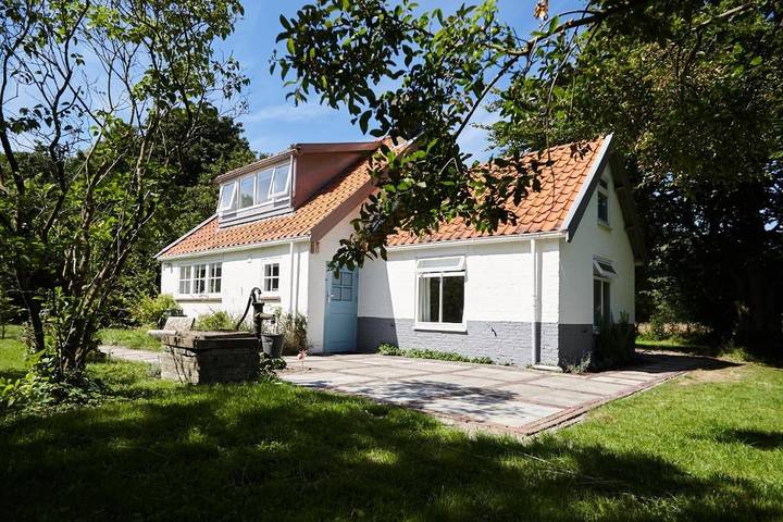 Vakantiehuis voor 7 personen, with Terras and Tuin as well as Uitzicht in Oostvoorne