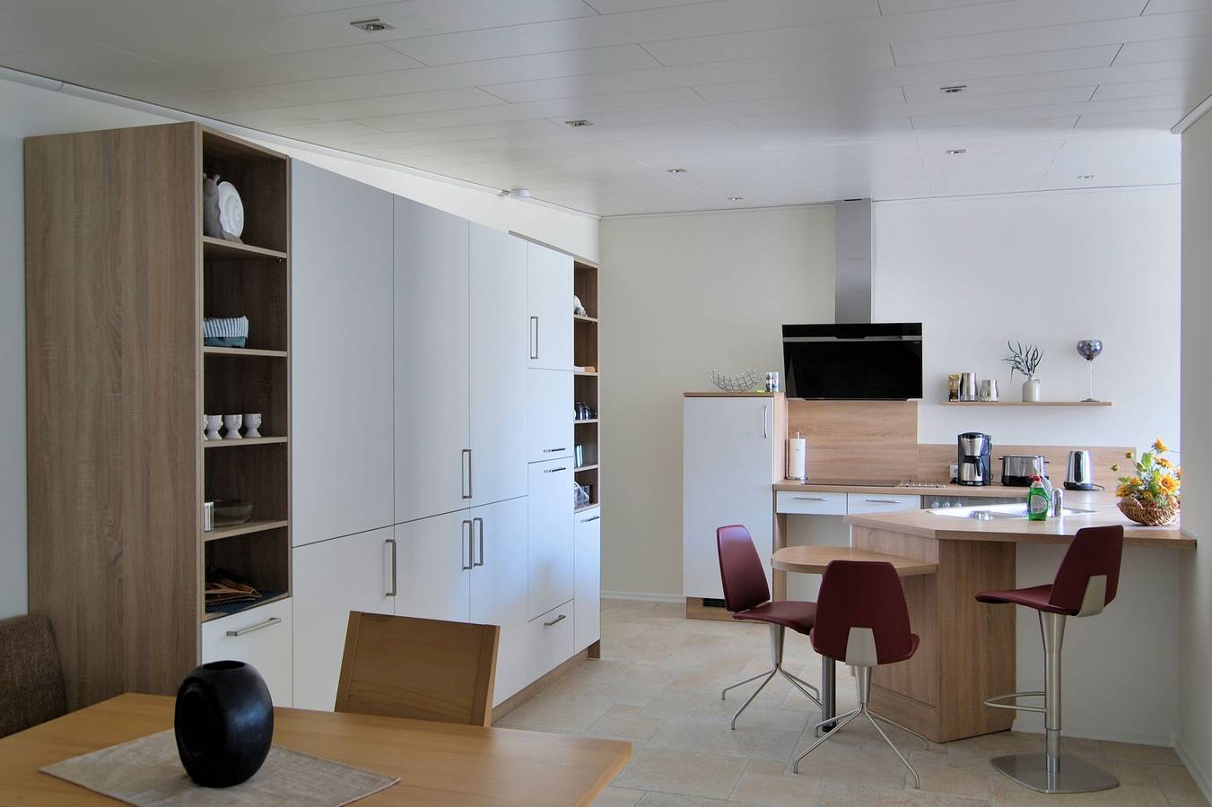 Ganze Wohnung, Apartment 'Fewo Heidi Barrierefrei' mit privater Terrasse, Wlan und Klimaanlage in Papenburg, Nordseeküste