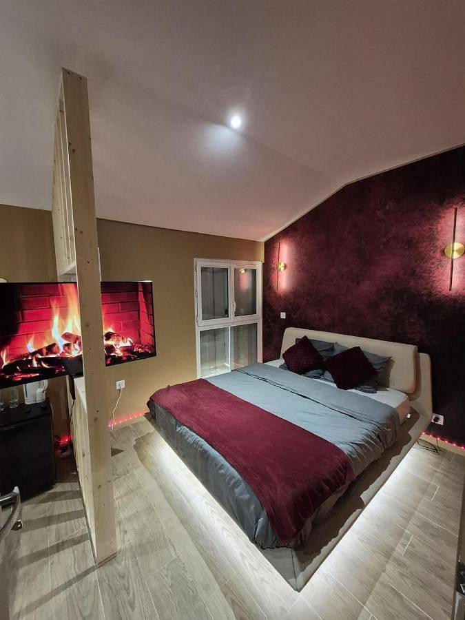 Gîte pour 2 personnes, avec jacuzzi à Montigny-le-Bretonneux - 3