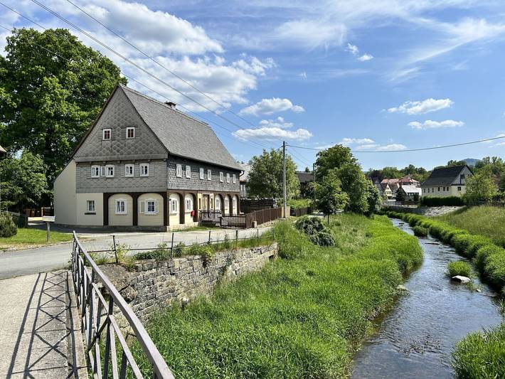 Ferienwohnung für 7 Personen, mit Whirlpool und Garten im Zittauer Gebirge