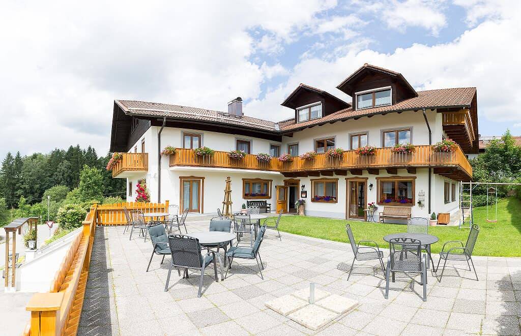Pension Silberbauer - Einzelzimmer mit extra großem Einzelbett in Lohberg, Ostbayern
