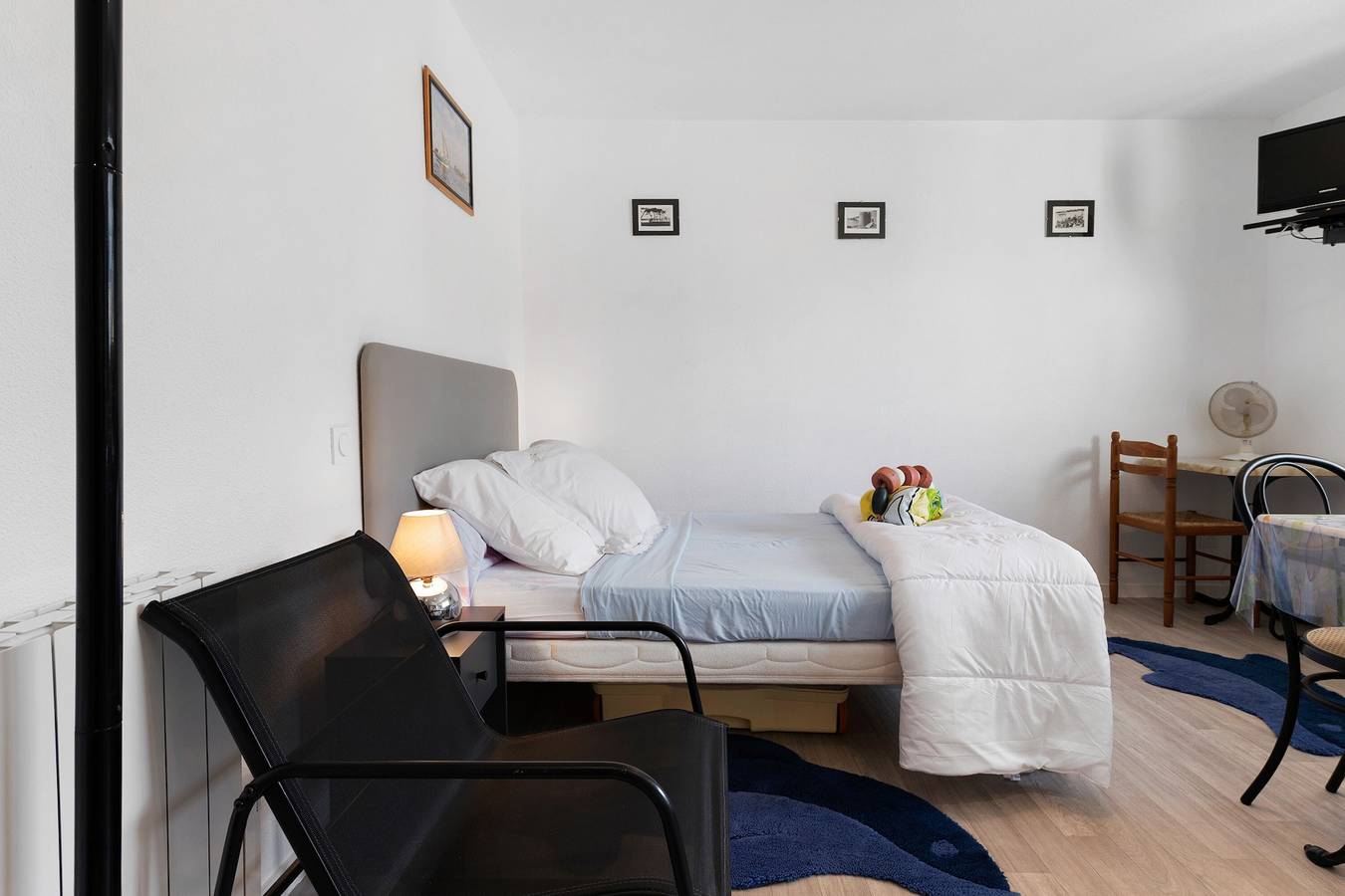 Hel studio-lejlighed, Studio Apartment 'Le Bon Endroit' in Port-Louis, Côte des Mégalithes