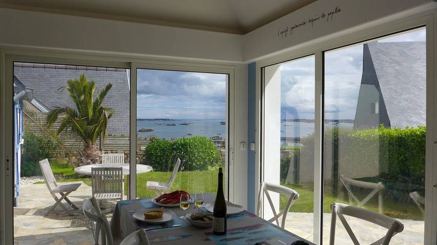 Roc'h Hir in Loguivy de la Mer, Ploubazlanec