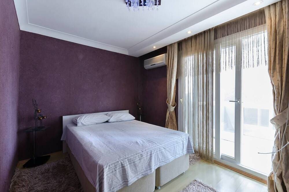 Entire apartment, Top Location Seaview & City Center & Kordon & Walking St in Izmir Province