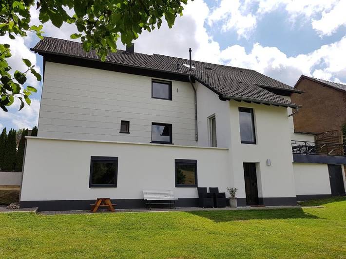 Ferienwohnung für 8 Personen, mit Garten und Sauna sowie Ausblick