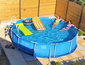 Gîte pour 4 personnes, avec piscine et jardin à Scherwiller