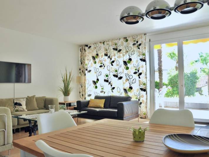 Ferienwohnung für 4 Personen, mit Terrasse und Pool in Minusio - 2