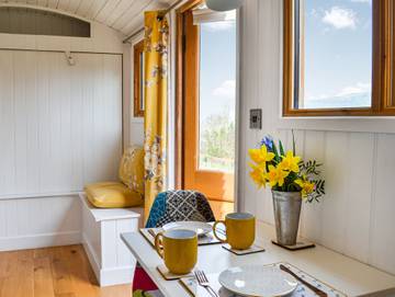Cottage for 2 People in Powys, Mid-Wales, Photo 3