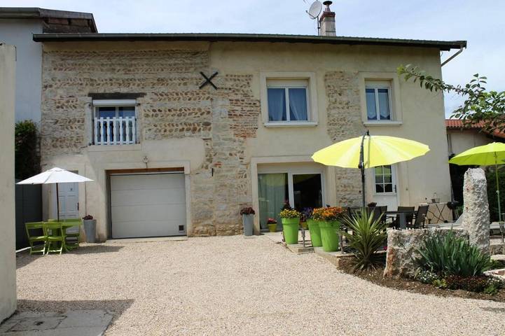 Maison de vacances pour 5 personnes, avec vue ainsi que piscine et jardin, animaux acceptés dans l' Ain - 4