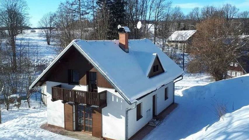 Vakantiehuis voor 6 personen, met tuin in het Reuzengebergte