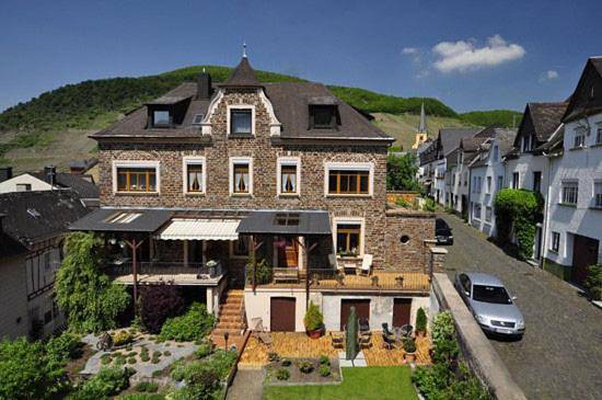 Ferienhaus für 2 Personen, mit Terrasse und Garten in Senheim - 2