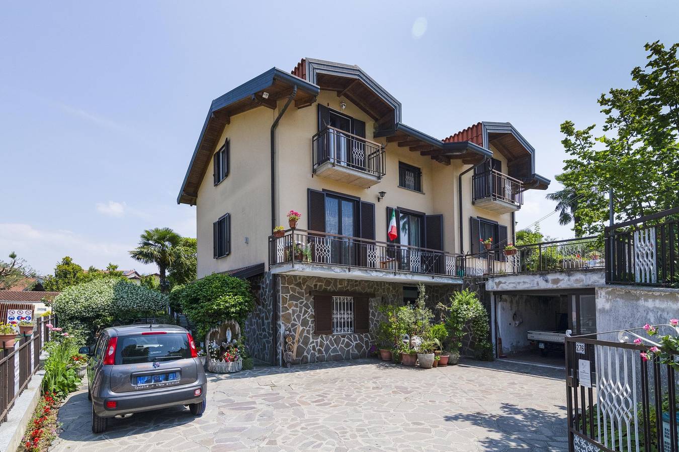 Ganze Wohnung, Casa Maddalena Private Beach in Cadrezzate con Osmate, Lago Maggiore (Lombardei)