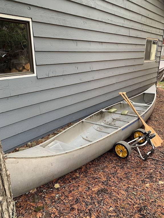 Family‑Friendly Bungalow & Bunk House • Sleeps 10 • Steps from Priest Lake in Kaniksu Nationalwald