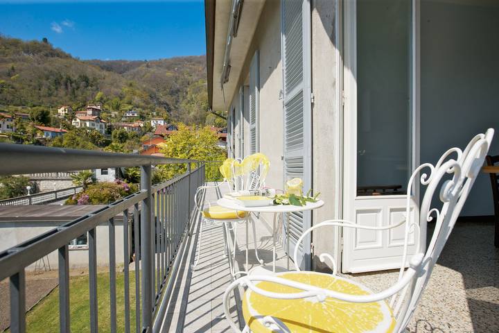 Appartamento intero, Appartamento vacanze per 6 persone con vista lago in Spiaggia di Cannero, Cannero Riviera