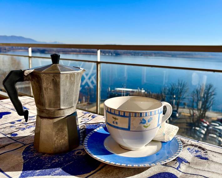 Ferienwohnung für 4 Personen, mit Balkon/Terrasse und Seeblick sowie Terrasse - 1