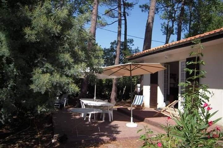 Villa für 8 Personen, mit Garten