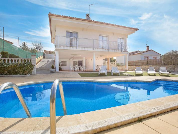 Villa pour 10 personnes, avec jardin et terrasse, animaux acceptés - 1