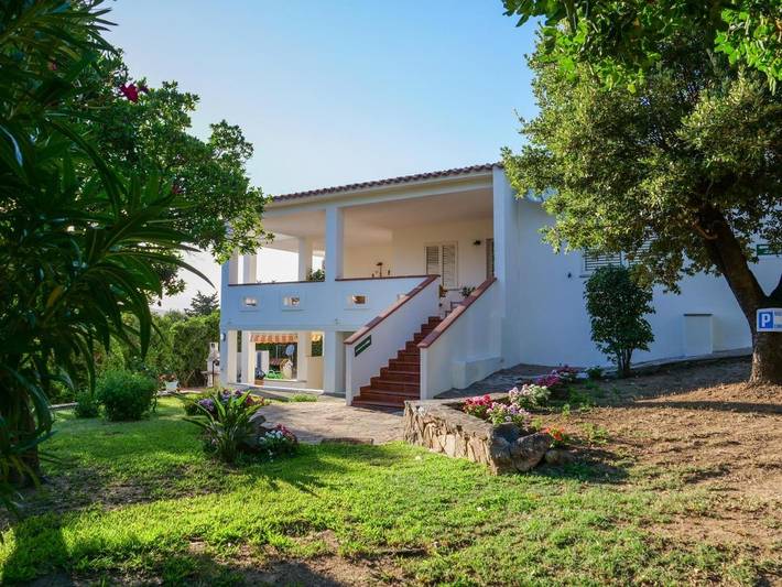 Chambre d’hôte pour 2 personnes, avec Terrasse ainsi que Jardin et Vue à Budoni - 4