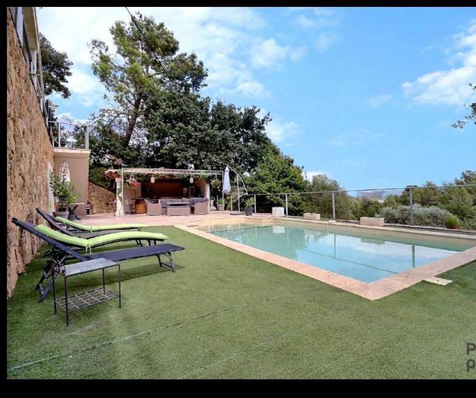 Appartement de vacances pour 4 personnes, avec vue et bassin pour enfant ainsi que jardin et piscine - 1