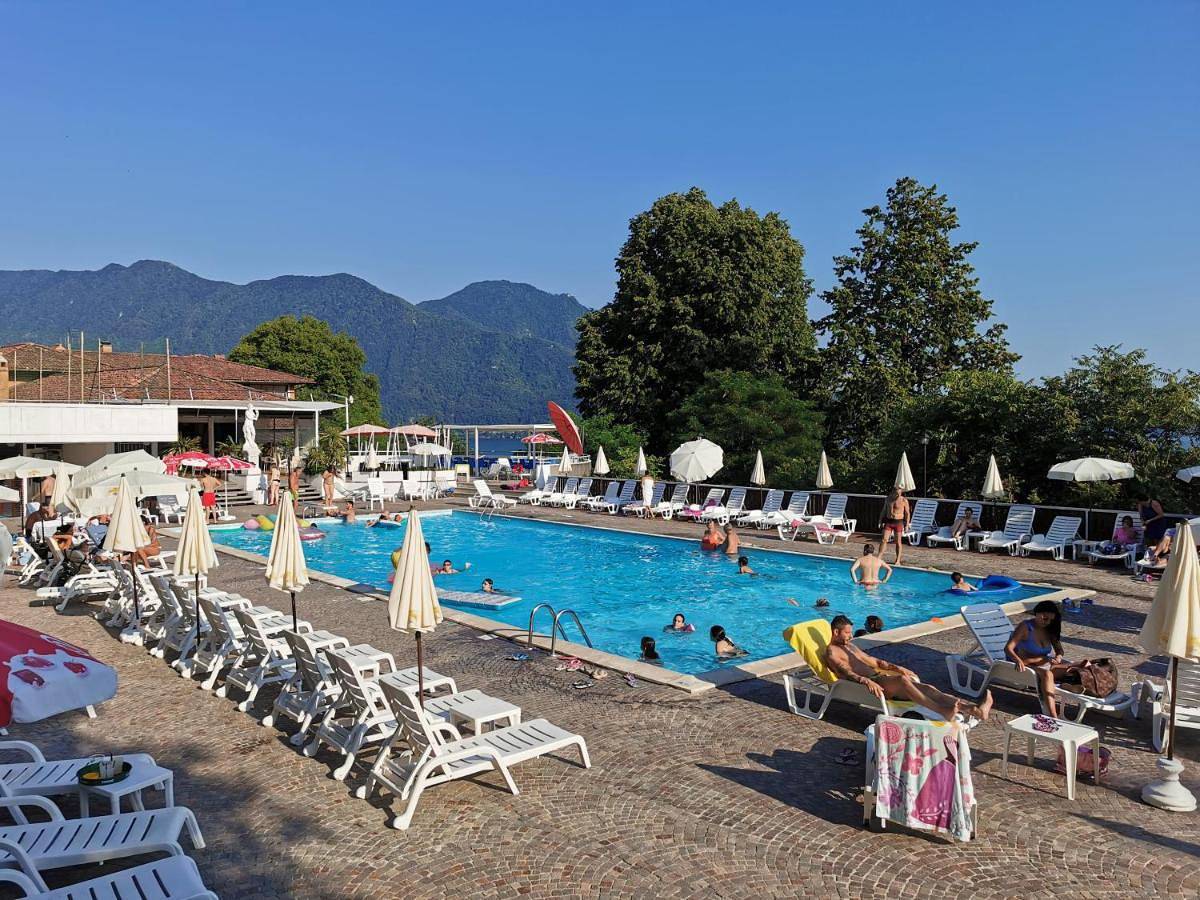 Il Borghetto Villa Pallante - Villa with Private Garden and Access to Swimming Pool in Susello, Ghiffa