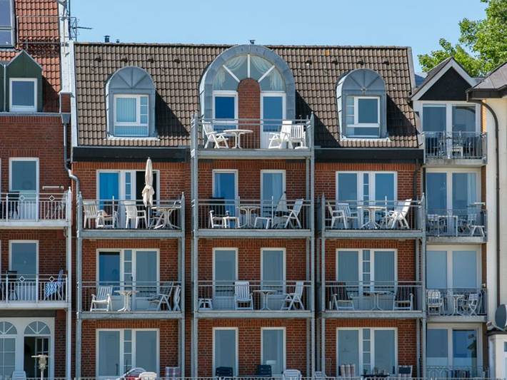 Ganze Ferienwohnung, Nordland Appartements - Nordland Appartments - Wohnung Habel - Direkt am Meer, näher dran geht nicht! in Nordfriesische Inseln (Schleswig-Holstein) (Schleswig-Holstein), Wyk auf Föhr