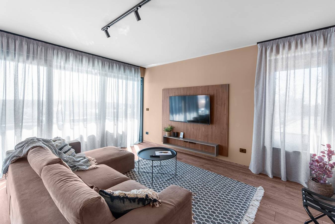 Ganze Wohnung, Luxuriöses Apartment mit Jacuzzi, Meerblick und Balkon in Istrien
 in Karigador, Općina Brtonigla
