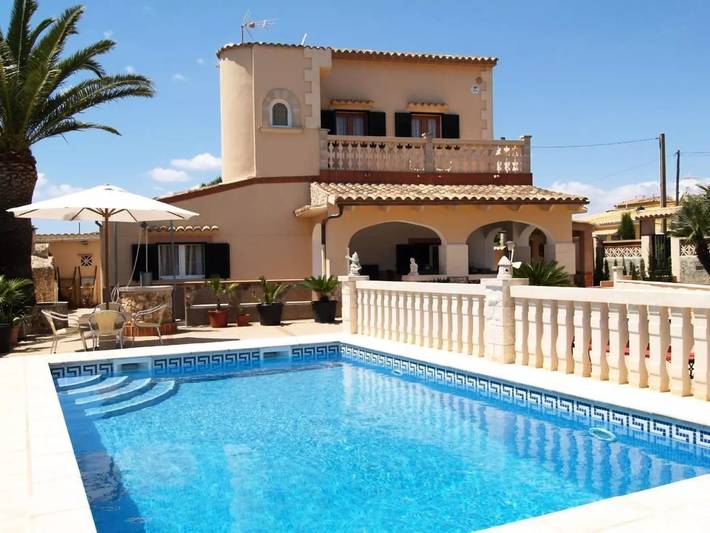 Finca für 6 Personen, mit Garten und Pool in Cala Mondrago