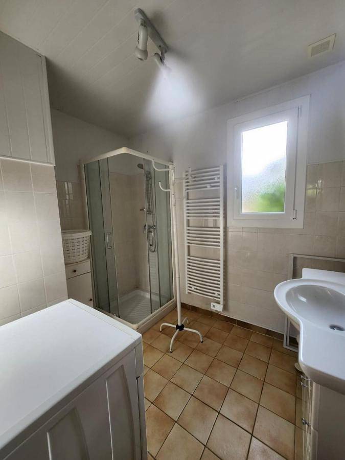 Location de vacances pour 6 personnes, avec jardin et piscine à Saint-André-d'Allas - 2