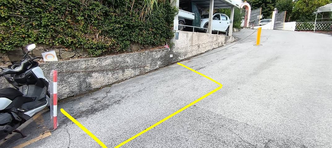 Hel lejlighed, Apartment 'Casa Sole e Mare' with Shared Pool and Private Garden in Arenzano, Riviera di Ponente
