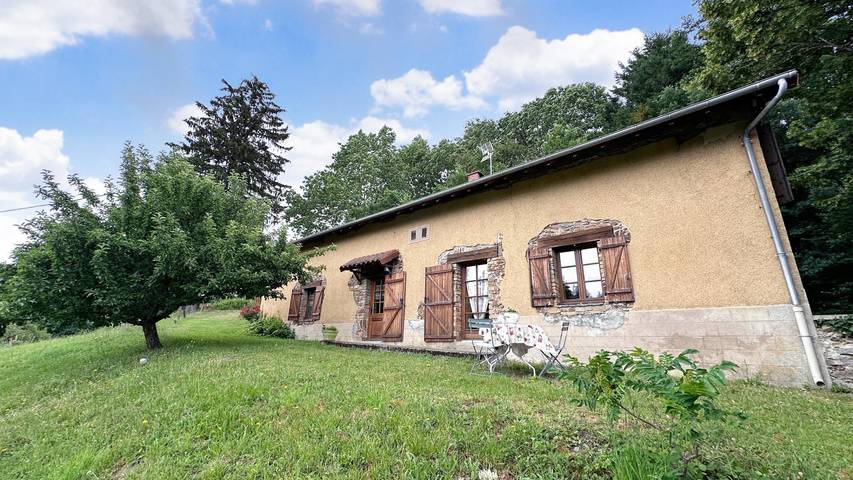 Gîte pour 4 personnes, avec Terrasse et Jardin