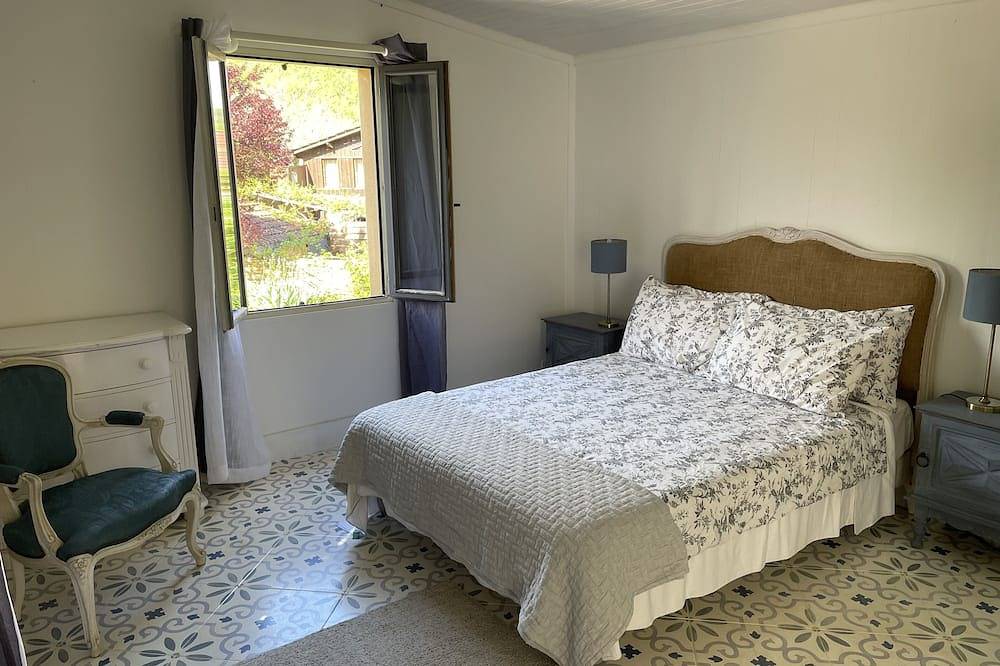 Le Gite Esparoutis in Saint-Cybranet, Périgord Noir
