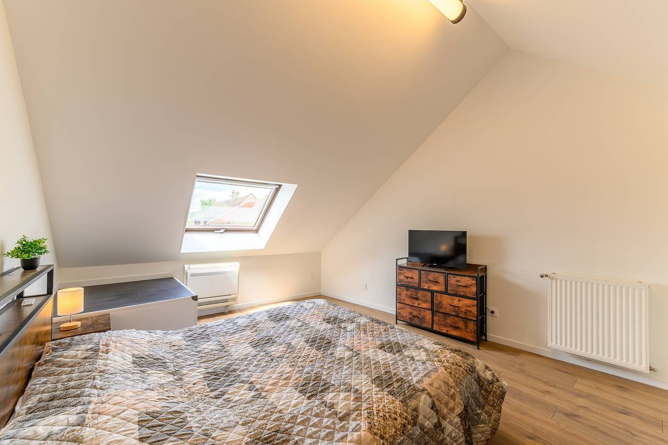 Ganze Wohnung, Le Duplex Mouroux - 30min de Disneyland in Mouroux, Seine-et-Marne